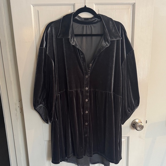 SHEIN Tops - SHEIN Black Velvet Button Down Shirt